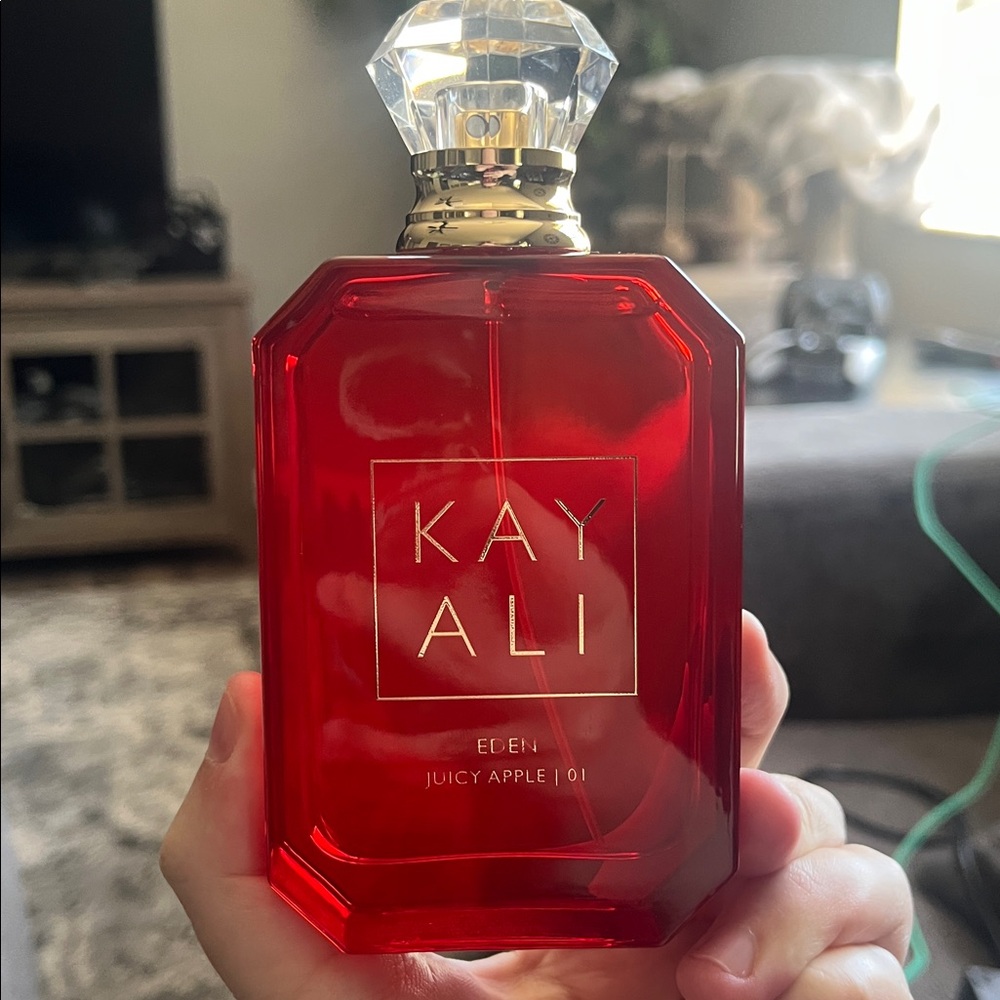 Kayali Eden Juicy Apple EDP 3.4 full bottle w/ box - 01